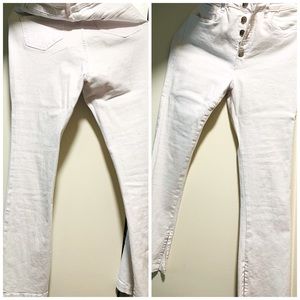 Women jeans with buttons